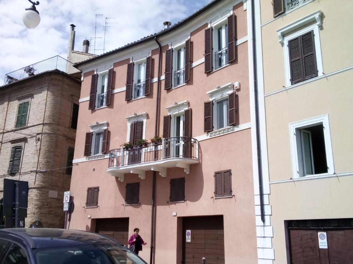 Le Stanze Di Vicolo Bonfigli Apartman Osimo Kültér fotó
